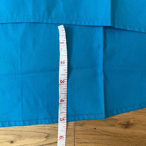 Paper Label 

Gala Dress - Picture 9 of 11